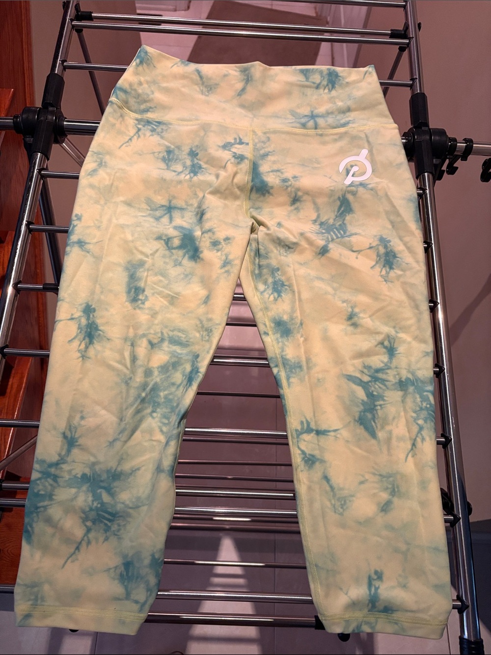 Peloton women’s  Tie-Dye Capri Leggings in Yellow and Teal